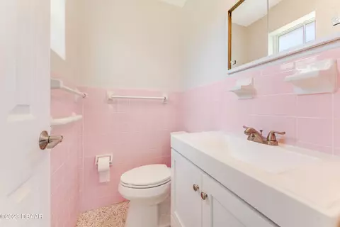 2002 Pine Tree Dr, Edgewater, FL 32141 photo 21