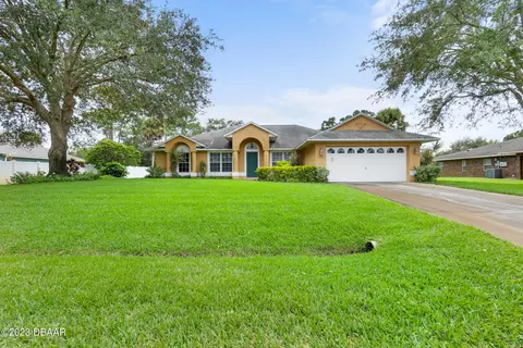 746 Haftez St, Palm Bay, FL 32907