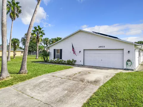 2603 Yule Tree Dr, Edgewater, FL 32141 photo 2