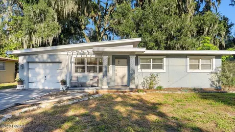 125 Baywood Dr, Daytona Beach, FL 32117