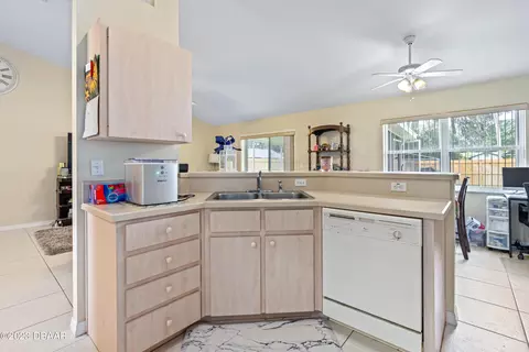 1718 Queen Palm Dr, Edgewater, FL 32132 photo 7