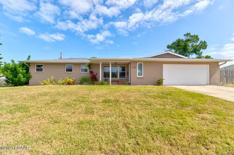 543 N Halifax Dr, Ormond Beach, FL 32176