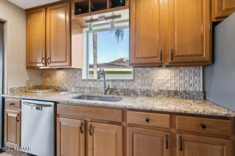 544 Riverside Dr, Ormond Beach, FL 32176 photo 34