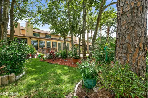 116 Sea Pines Cir, Daytona Beach, FL 32114