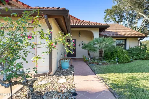 28 Carlson Ln, Palm Coast, FL 32137