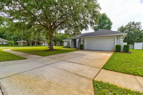 68 Sounders Trail Cir, Ormond Beach, FL 32174