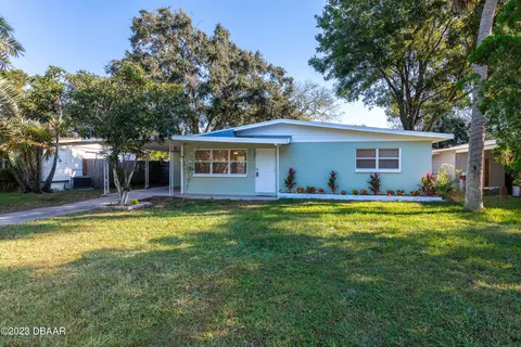 163 Edwards St, Daytona Beach, FL 32117