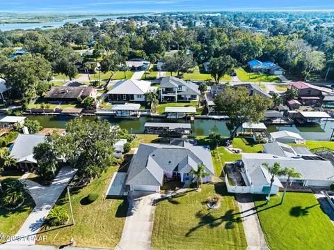 164 Flamingo Rd, Edgewater, FL 32141 photo 2