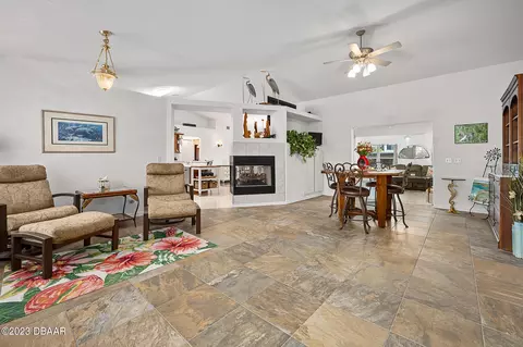 164 Flamingo Rd, Edgewater, FL 32141 photo 8