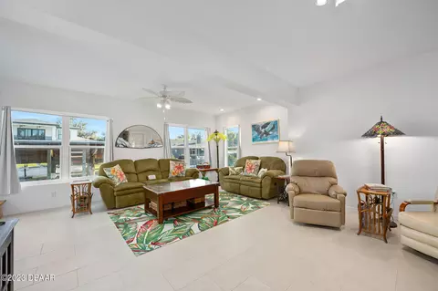 164 Flamingo Rd, Edgewater, FL 32141 photo 6