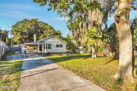 2 Main St, Port Orange, FL 32127