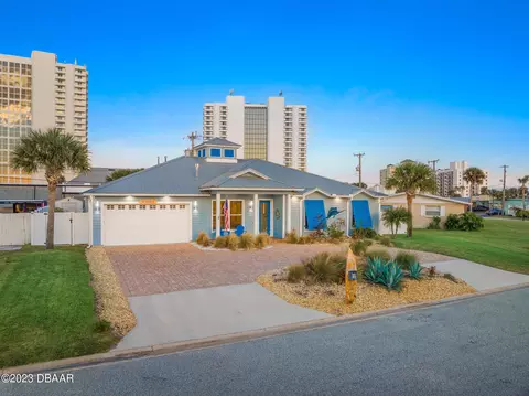 2579 E Coral Way, Daytona Beach, FL 32118
