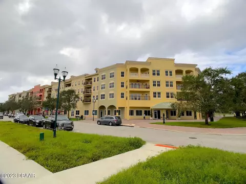 424 Luna Bella Ln #431, New Smyrna Beach, FL 32168