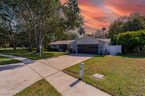 3498 Country Walk Dr, Port Orange, FL 32129