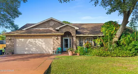 241 Peake Ne St, Palm Bay, FL 32907