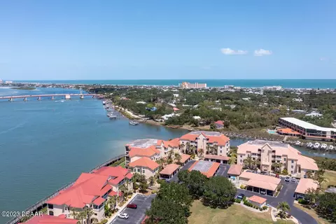 436 Bouchelle Dr, New Smyrna Beach, FL 32169
