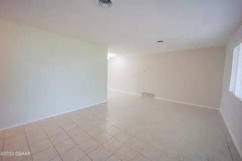 22 Oakview Cir, Ormond Beach, FL 32176 photo 12