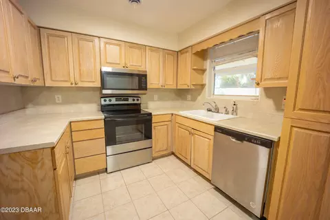 22 Oakview Cir, Ormond Beach, FL 32176 photo 38