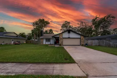 988 Aston Ln, Port Orange, FL 32127