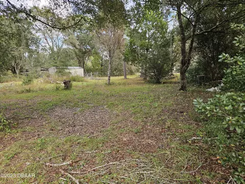 105 James Ave, Interlachen, FL 32148 photo 9