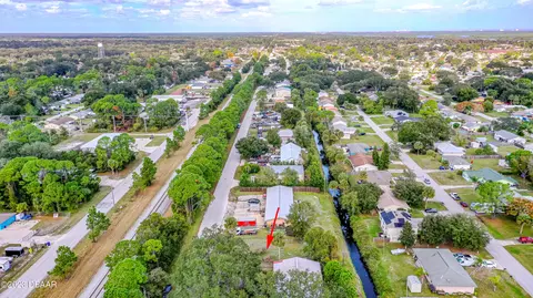 2421 Guava Dr, Edgewater, FL 32141 photo 11