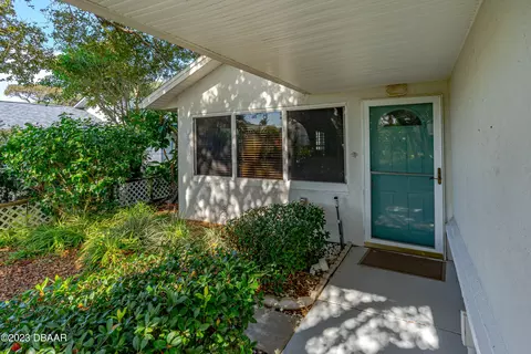 830 E 22nd Ave, New Smyrna Beach, FL 32169