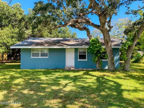 1311 Bender Ave, Holly Hill, FL 32117