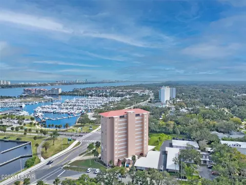 404 S Beach St #1002, Daytona Beach, FL 32114