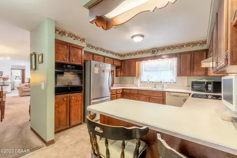 240 Landmark Cir, Ormond Beach, FL 32176 photo 5