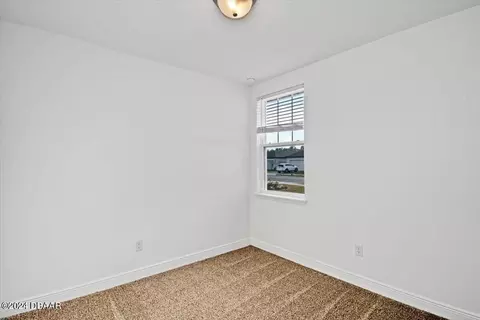 120 Lost Ball Dr, Daytona Beach, FL 32124 photo 4