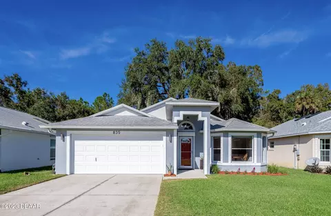 835 Little Town Rd, Port Orange, FL 32127