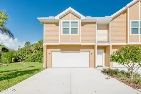 118 Oceans Cir, Daytona Beach Shores, FL 32118