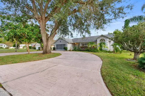 18 Lake Meadow Way, Ormond Beach, FL 32174