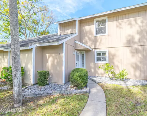 84 Tomoka Meadows Blvd, Ormond Beach, FL 32174