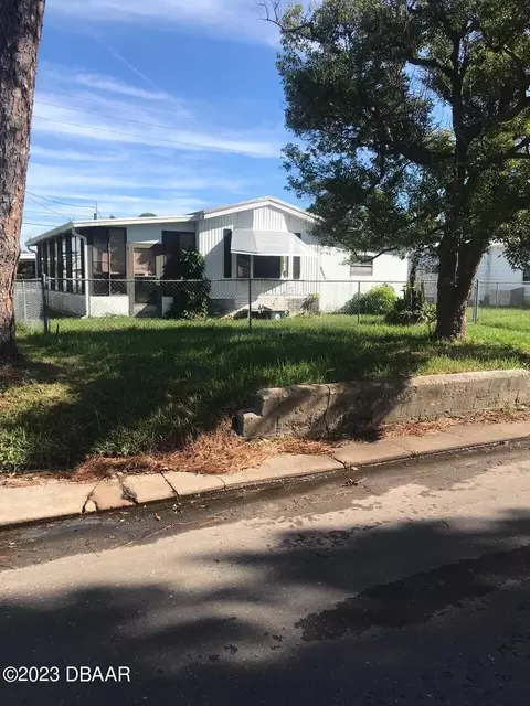 5237 Pineland Ave, Port Orange, FL 32127