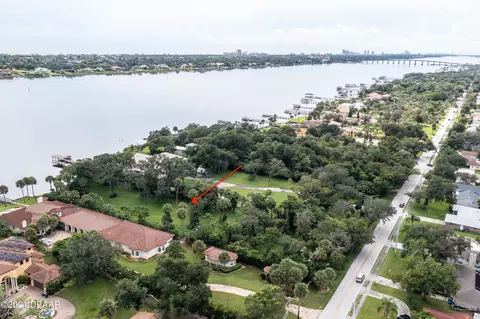 825 N Beach St, Ormond Beach, FL 32174 photo 3