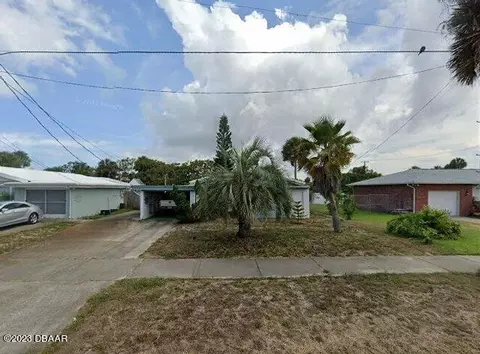 416 Pelican Ave, Daytona Beach, FL 32118