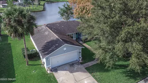 2950 Oak Lea Dr, South Daytona, FL 32119