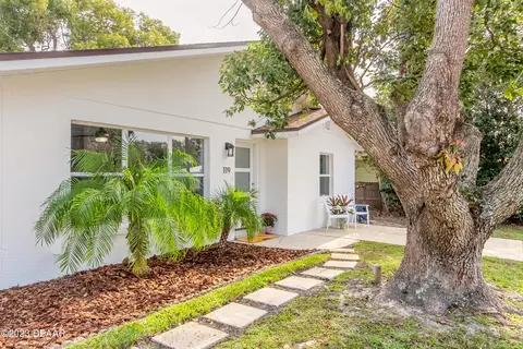 119 Cambridge Dr, Port Orange, FL 32127