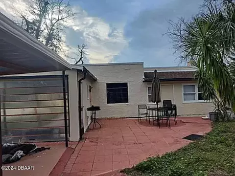 1354 Daytona Ave, Holly Hill, FL 32117