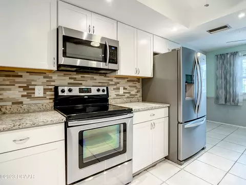 865 N Ridgewood Ave, Ormond Beach, FL 32174 photo 18