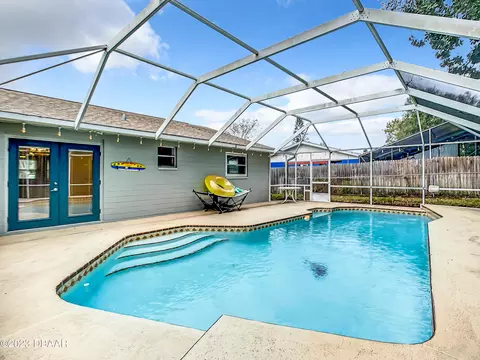 865 N Ridgewood Ave, Ormond Beach, FL 32174 photo 3