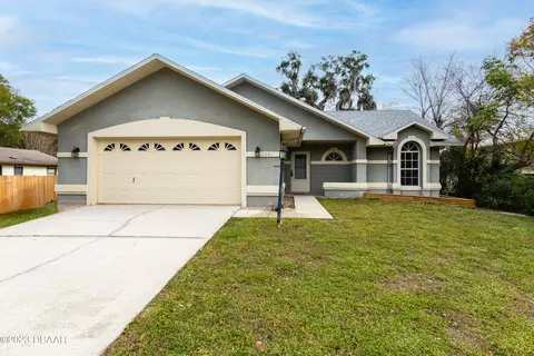 1741 Evergreen St, Ormond Beach, FL 32174