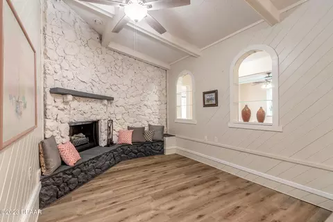 Living - 120 Oak Ln, Ormond Beach, FL 32174 photo 4 of 8