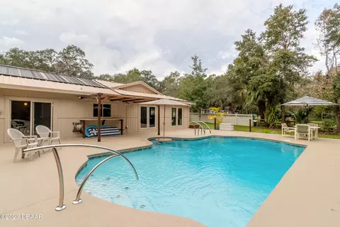 Exterior - 120 Oak Ln, Ormond Beach, FL 32174 photo 10 of 17