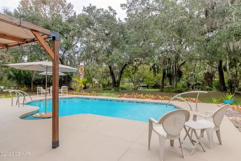 Exterior - 120 Oak Ln, Ormond Beach, FL 32174 photo 5 of 17