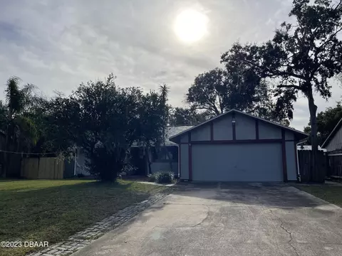 402 Cherrywood Dr, Ormond Beach, FL 32174