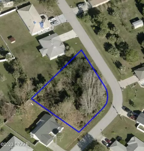 25 Big Bear Ln, Palm Coast, FL 32137