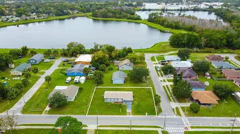 1903 W 18th St, Sanford, FL 32771
