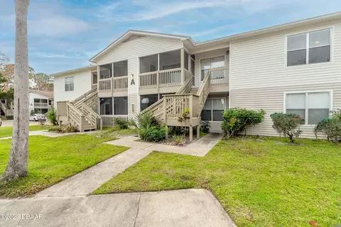 1600 Big Tree Rd #A8, South Daytona, FL 32119